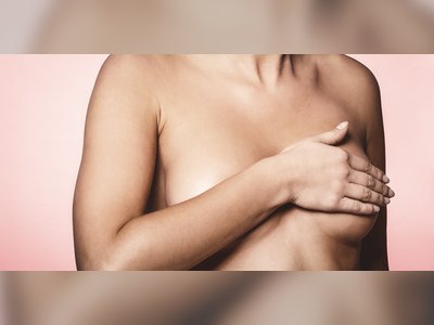 Early Signs of Breast Cancer, From Women Who Experienced Them
