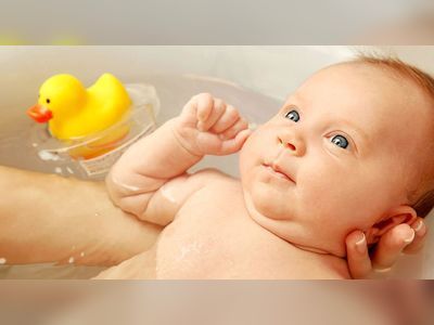 How to Bathe a Newborn Baby